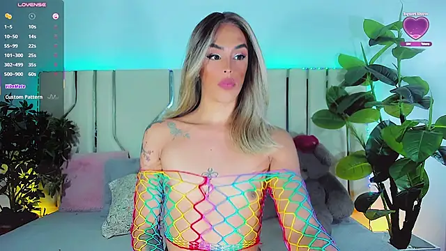 Modella: Amatistablue