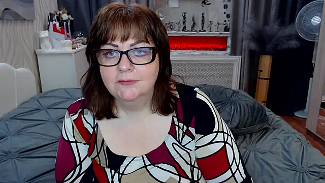 Victoria_BBW live cam on StripChat