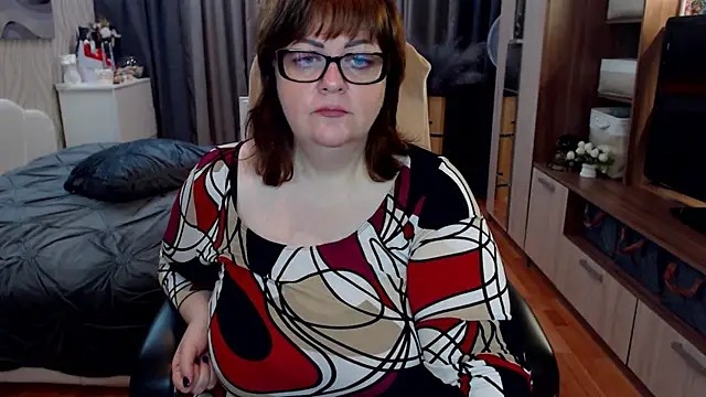Victoria_BBW live cam on StripChat