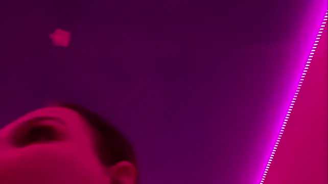 ShaunDannatt live cam on StripChat