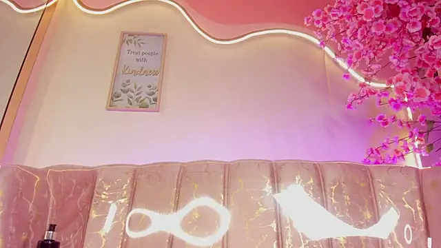 Aria_Joness_