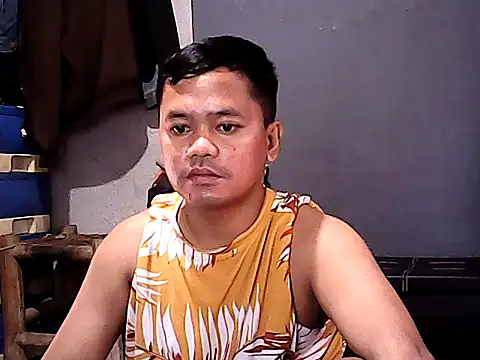 sweet_sexyasian69 (M young) - Help me to Cum in public or Private