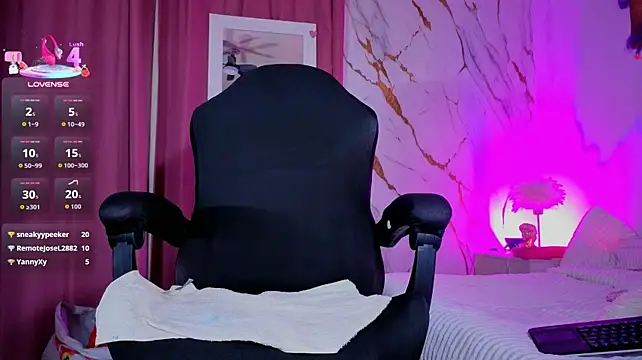 antonellastar24_ (T teen) - masturbation