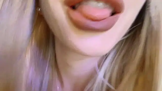Velvet_kissx webcam