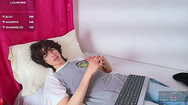Nude_Boy18