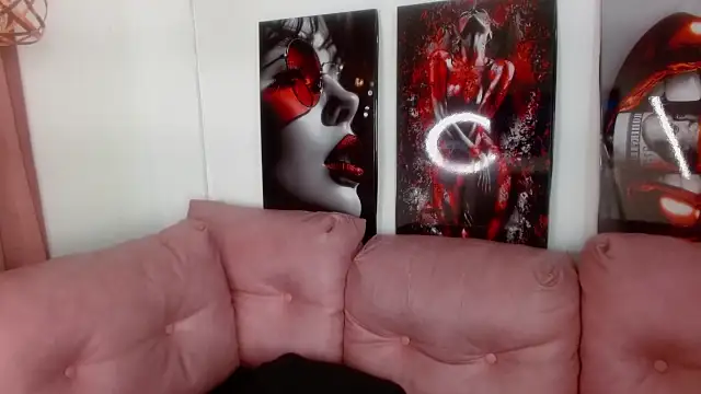 Miahotcs1