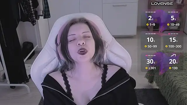 Alice_Zev