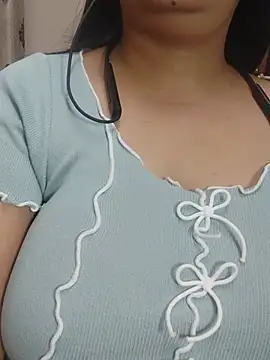 Aysha_69