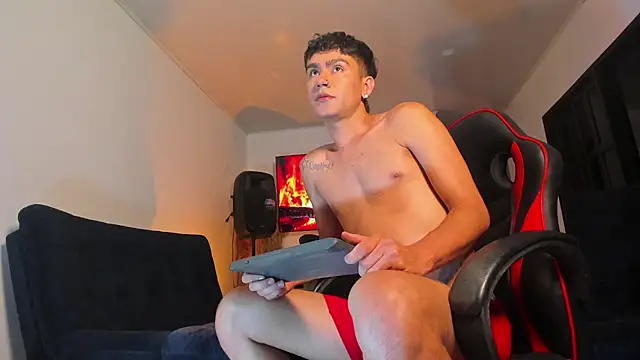 Latin_babyy69