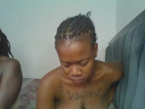 Nasty_Tetty live cam on StripChat