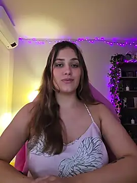 MiaRides19 live cam on StripChat