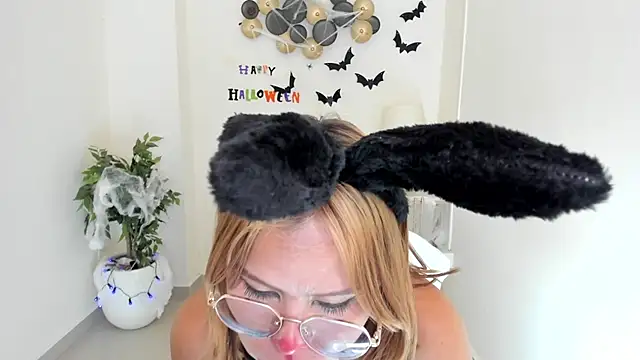 Harper_caldwell live cam on StripChat