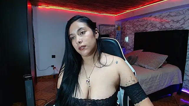 Camila_IRoose live cam on StripChat