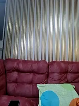 ayla_jana live cam on StripChat