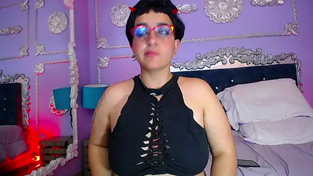 Kory_Monroe live cam on StripChat