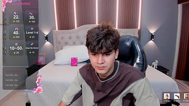 Tommy18__ live cam on StripChat