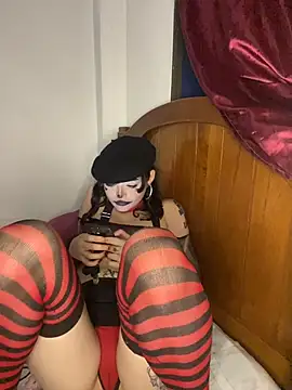 Vennuss_555 live webcam