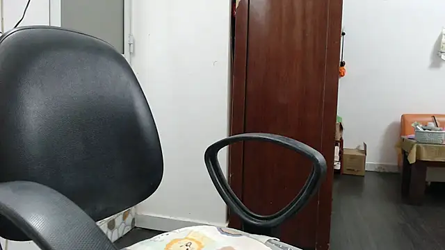 Webcam porno en directo de youngmin_09