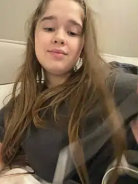 HornyGirlH