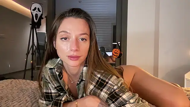 sweettits26 (F young) - striptease