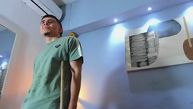 eross_santy (M twink) - Cumshot