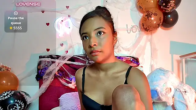 Ellie_Cute7
