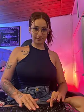 valentinaa_amado webcam