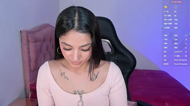 Lizzie_corner_v
