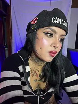 lauriink1 (F teen) - In 4 spank ass x5