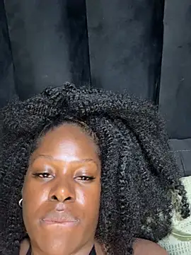 ImaniDiamond live cam preview