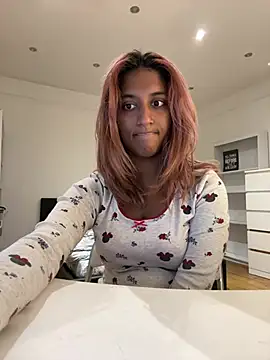 DonnaShy Live Webcam on Stripchat