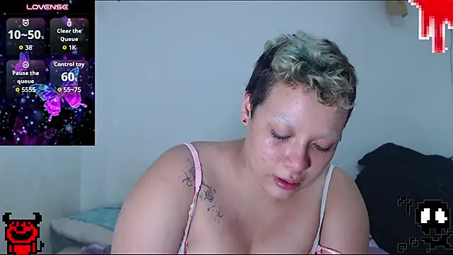 Cherry_vald live cam on StripChat