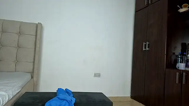 Brown_babez live cam on StripChat