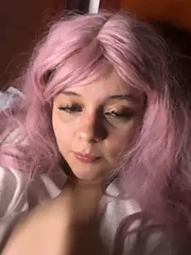 Selena_Roa live cam on StripChat