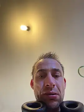 SweetBigDick38 webcam