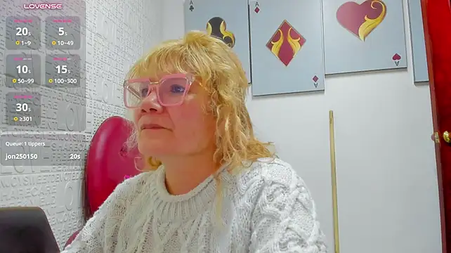 Salomeediaz_ live cam on StripChat