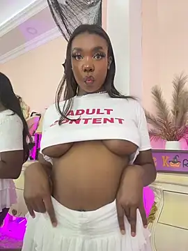 GiaJacobs live cam on StripChat