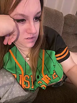 PuckBunny17 live cam on StripChat