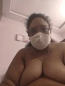 Pushpavathi_78 live cam on StripChat