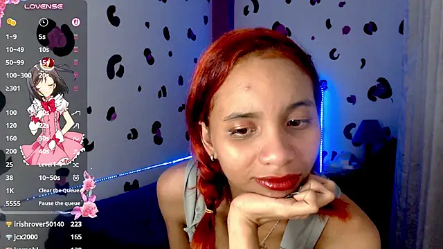 ivory_aiko live cam on StripChat