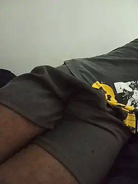 heavydick22cm live cam on StripChat