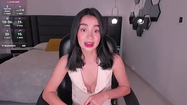 CharlotteRicciX live cam on StripChat