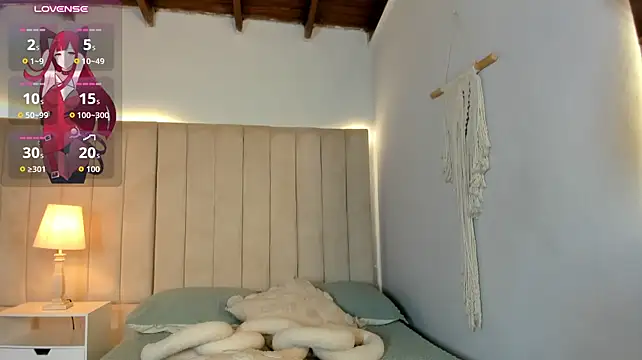 Paulina_Diamond1 live cam on StripChat