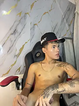 NaimVoss live cam on StripChat