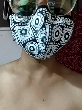 Innocent___girl Live Webcam on Stripchat
