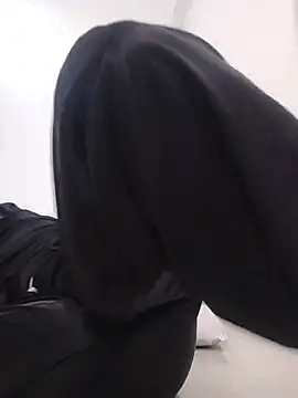 Vivicaa live cam on StripChat