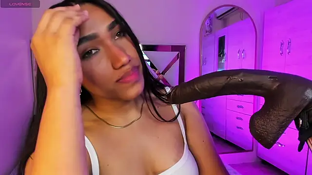 Olivia_fx live cam on StripChat