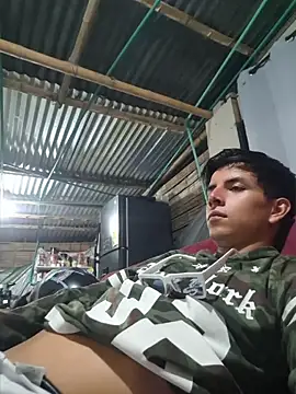 ZaneHoward live sex cam