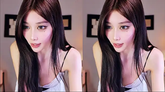 Gold-fishfish live cam on StripChat