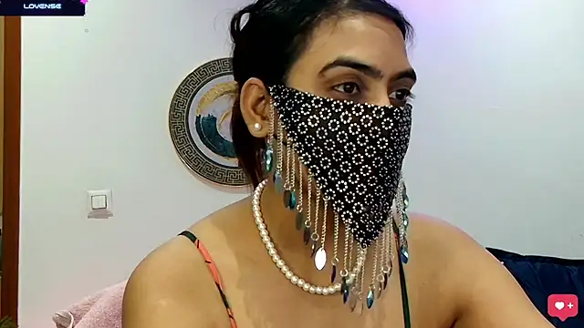 DesiZoya